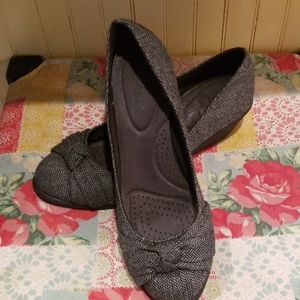 Dexflex wedge high heels. ⚠️ on hold ⚠️